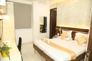 Flourish Stay Saket near Max Hospital - 9