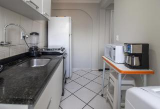 CLR82 - Calçadão, 1 Dorm Climatizado, Garagem - 1