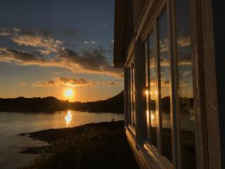 Breathe - Seafront Hideaway - 3