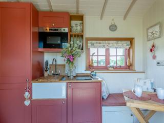 Bonnie's Shepherd Hut - Uk50228 - 4