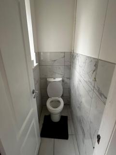 Blackthorne House - 5