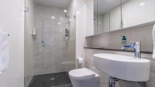 Z6 City and Park View Close to Station 1 Car Space - 3