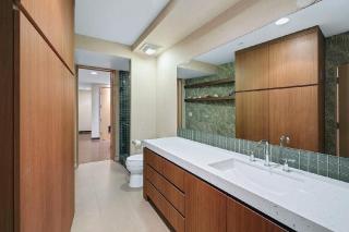 Luxury Four-Bedroom Oceanfront Townhome With Panoramic Pacific Views - Manhattan Beach - 5