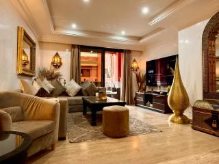 Moroccan style Soltana pool & central internet - 8