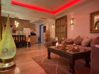 Moroccan style Soltana pool & central internet - 7