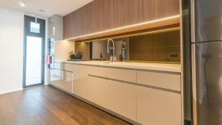 Stunning City View 2B2B 5 min to Station Woolworth - 4