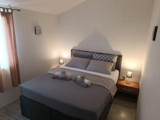 Apartments Mirko i Jela - 7