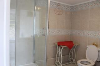 2-Bed Garden Flat in Vibrant SW9 - 6