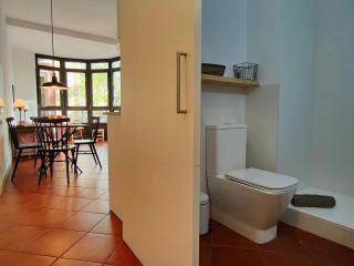 Bright 1-Bed Apartment on La Rambla Barcelona. RJ - 5