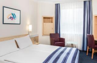 Hotel Freiburg City Center by Leonardo Hotels - Fribourg-en-Brisgau - 5