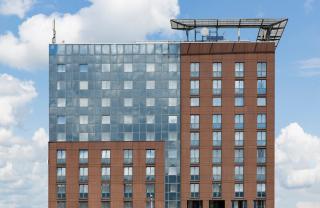 Hotel Freiburg City Center by Leonardo Hotels - Fribourg-en-Brisgau - 9