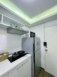 Cozy room at Hillside2 Condo - 7