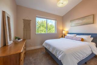 Hull Street Loft - 7