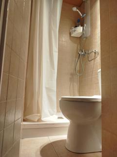 Double room in the City Center-Near Metro Lines 1 & 5 - 1