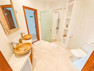 Hillstone Luxury Village - 6