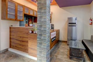 Hotel O Kings Farm - 9