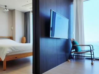 Beachfront view # Sunrise # Photo restaurant # Beam project # - Busan - 5