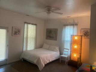 Peaceful Cabin home - 6