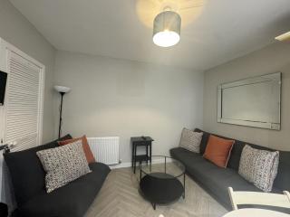 The Quirky Townhouse, Hawick - 4