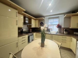 The Quirky Townhouse, Hawick - 4