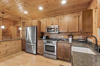 Mountain Laurel Lodge - 6