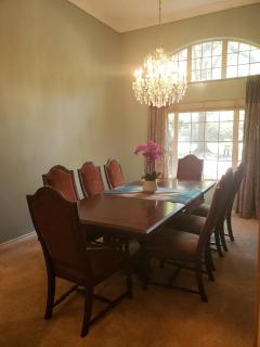 Fully furnished lakefront Retreat - 9