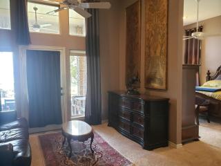 Fully furnished lakefront Retreat - 3