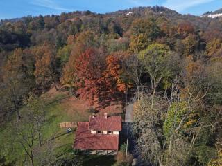 Ca`Becca Bioglio- Il portico sulla valle - 8