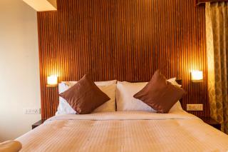 Warmth Streamside Serenity Resort - 1