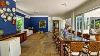 Mansão Pé na Areia no Condomínio Cocanha - 1