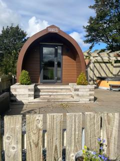 Mill House Farm Pods - Lapwing Lodge - 3