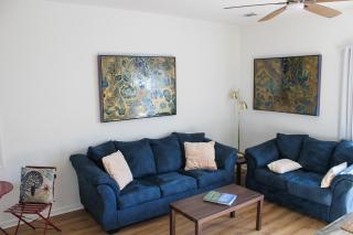 The Jr. Suite at 205 Royal Poste Rd. - 7