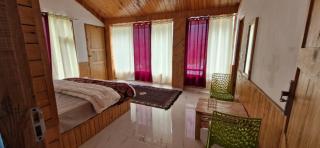 woodstock villa & cafe - 2