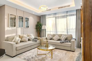 Gogoto3 Luxury 1BR 64F Infinity Pool Burj View - 2