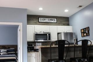 The Jr Villa at 125 Royal Poste - 6