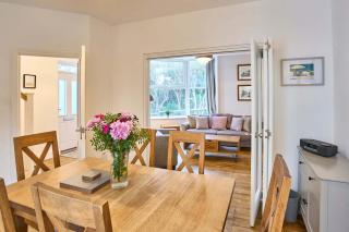 Host & Stay - Prince of Wales Road - 1