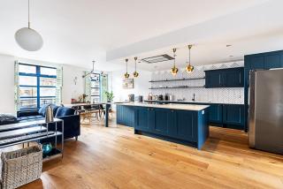 Shoreditch Gem by Spitalfields - 4