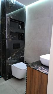 centralised air conditioned apartment in a respectable residence with private parking in sale - 2