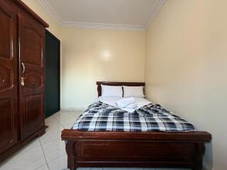 Calm & Comfortable Appartement Close to Airport - 8