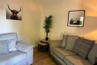 2-Bed House - Sleeps 6 - Garden Parking Wifi - 2
