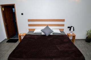 Ninety Four Plus Madiha - 4