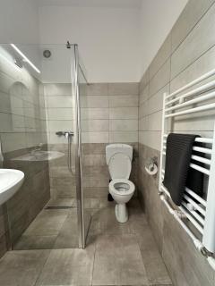 27 RENT Apartments - Boekarest - 9