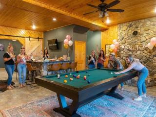 Movie Theater ~ Golf ~ Game Room ~ Hot Tub ~ Views - 4