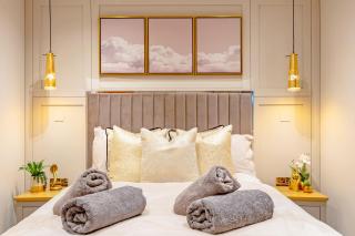 Two Bed Home in Portishead - 2