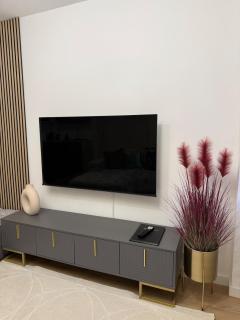 Lux Apartment Downtown - 5