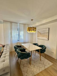 Lux Apartment Downtown - 1