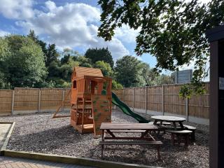 The3Squirrels Inn 8 bedrooms 10 bed - 9