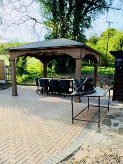 The3Squirrels Inn 8 bedrooms 10 bed - 1