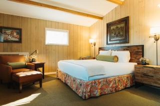 Pine Needles Lodge - 6
