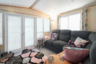 Host & Stay - Leon's Retreat - 9